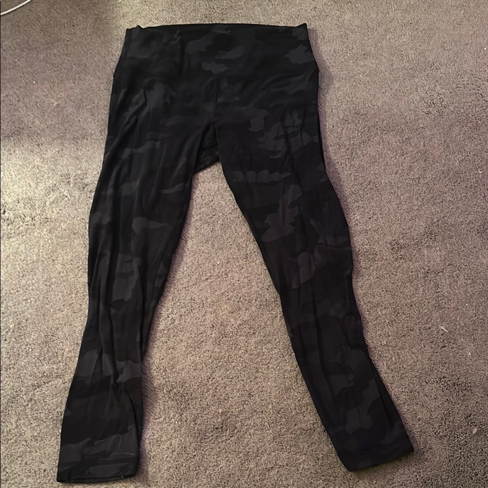 Black LuLuLemon Camouflage Leggings